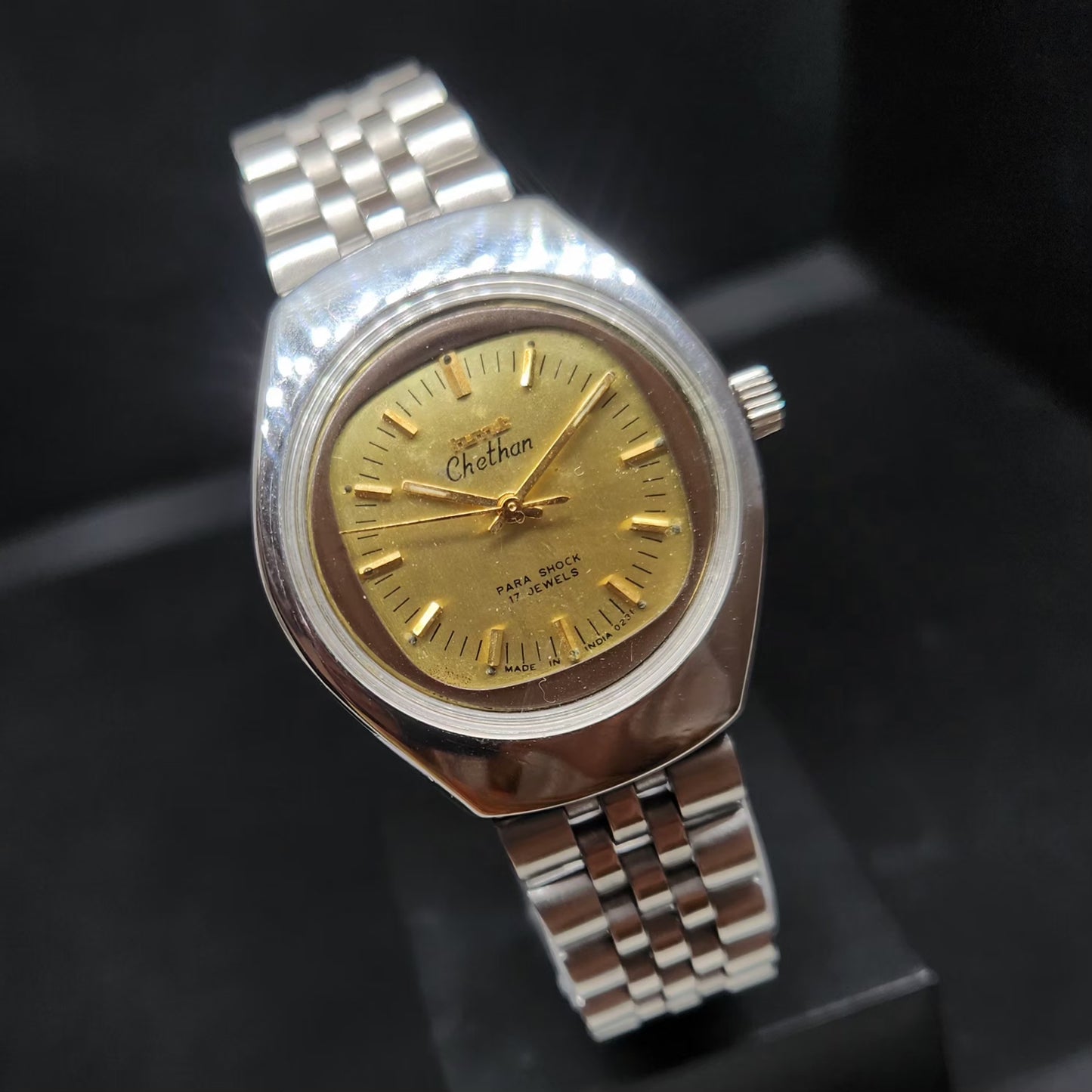 Vintage Original HMT Chethan Hand Winding 17 Jewels Gold Face Men's Wrist Watch HM78