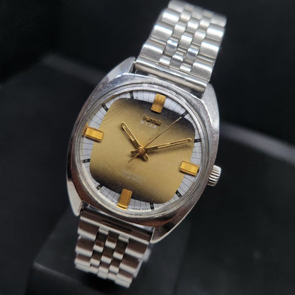 Vintage Original HMT Vijay Hand Winding 17 Jewels Gold Face Men's Wrist Watch HM85