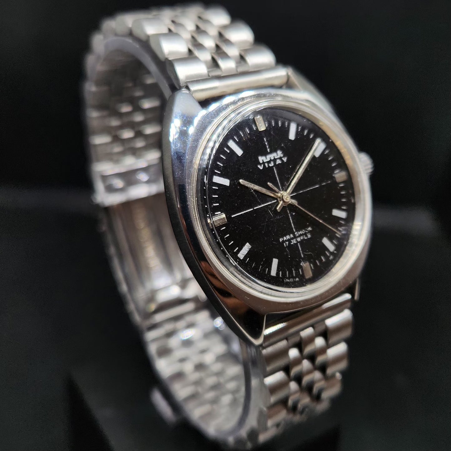Vintage Original HMT Vijay Hand Winding 17 Jewels Black Face Men's Wrist Watch HM87