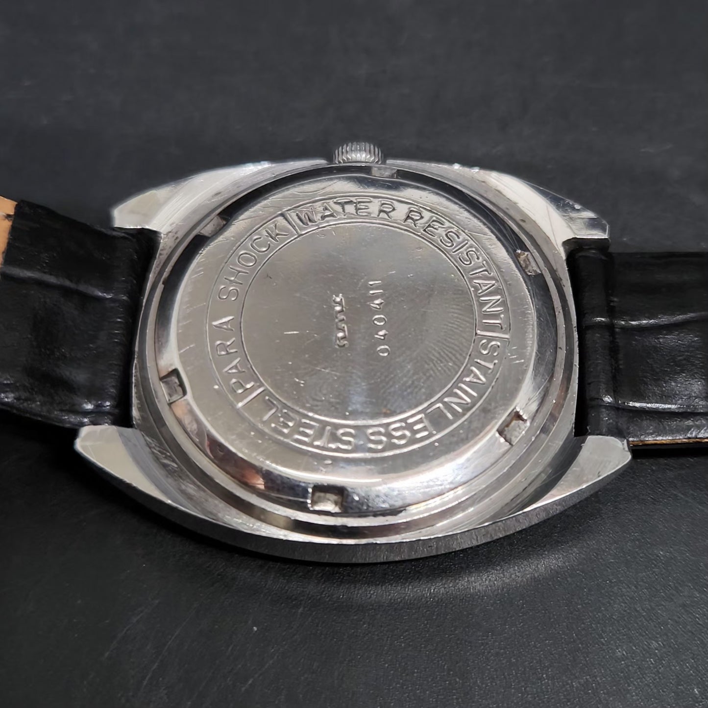 Vintage Original HMT Vijay Hand Winding 17 Jewels Gold Face Men's Wrist Watch HM93