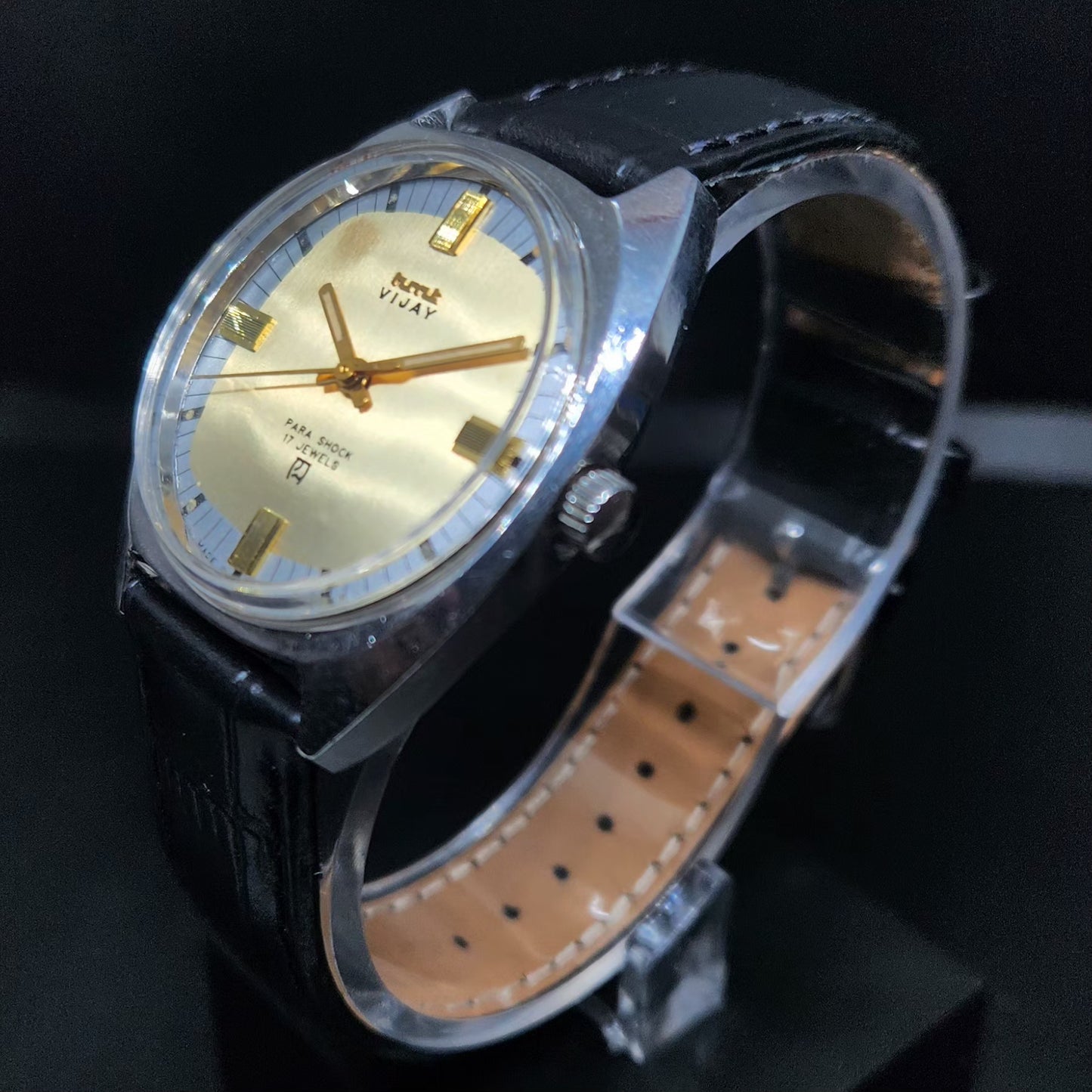Vintage Original HMT Vijay Hand Winding 17 Jewels Gold Face Men's Wrist Watch HM94