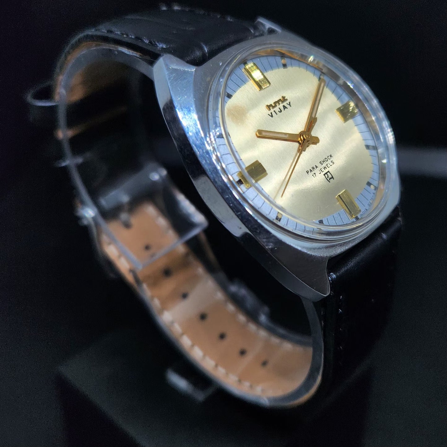 Vintage Original HMT Vijay Hand Winding 17 Jewels Gold Face Men's Wrist Watch HM94