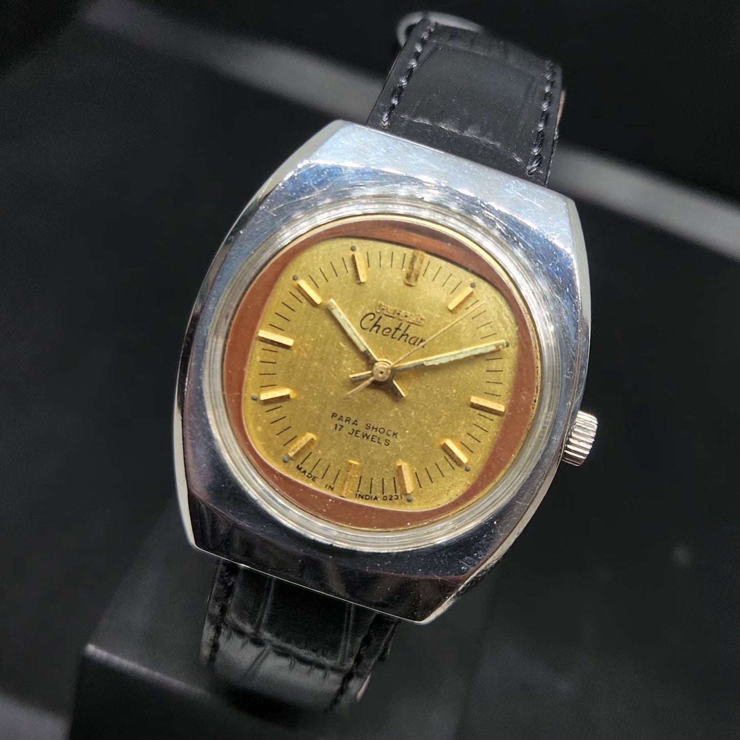 Vintage Original HMT Chethan Hand Winding 17 Jewels Gold Face Men's Wrist Watch HM98