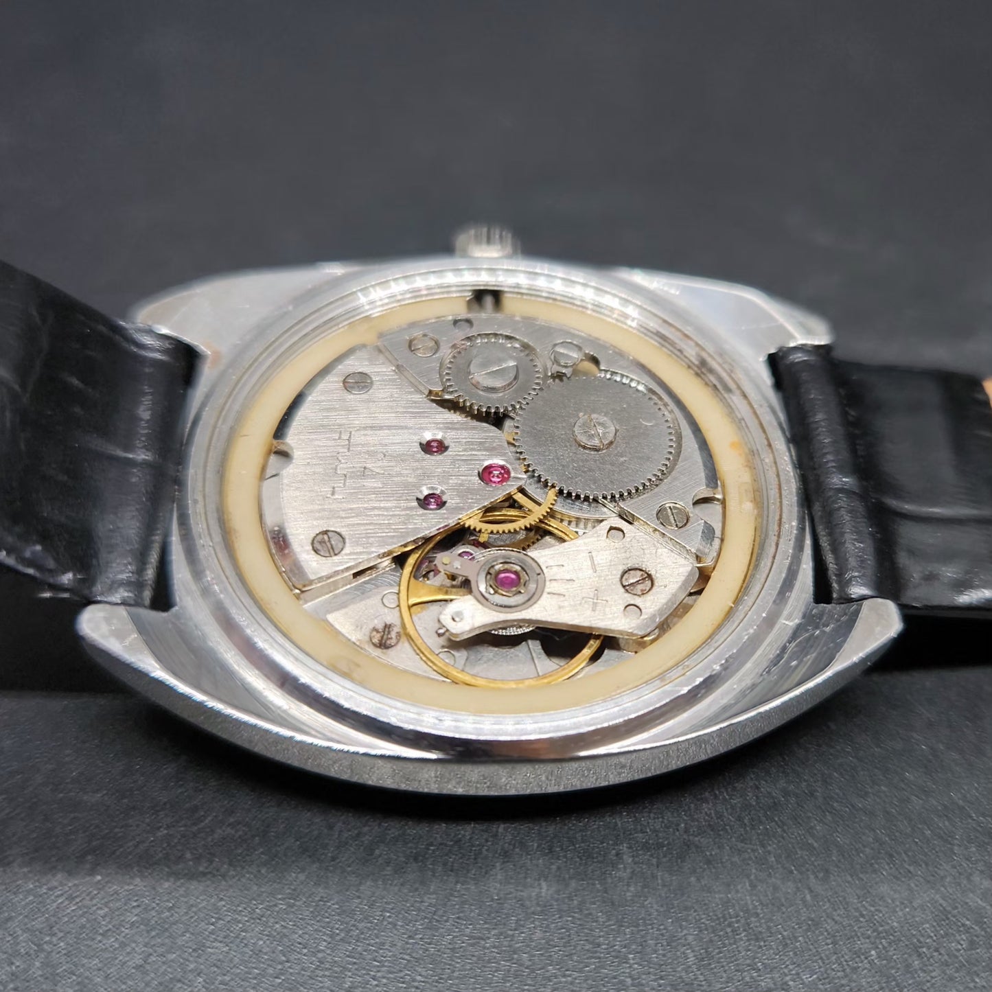 Vintage Original HMT Avinash Hand Winding 17 Jewels Black Face Men's Wrist Watch HM100