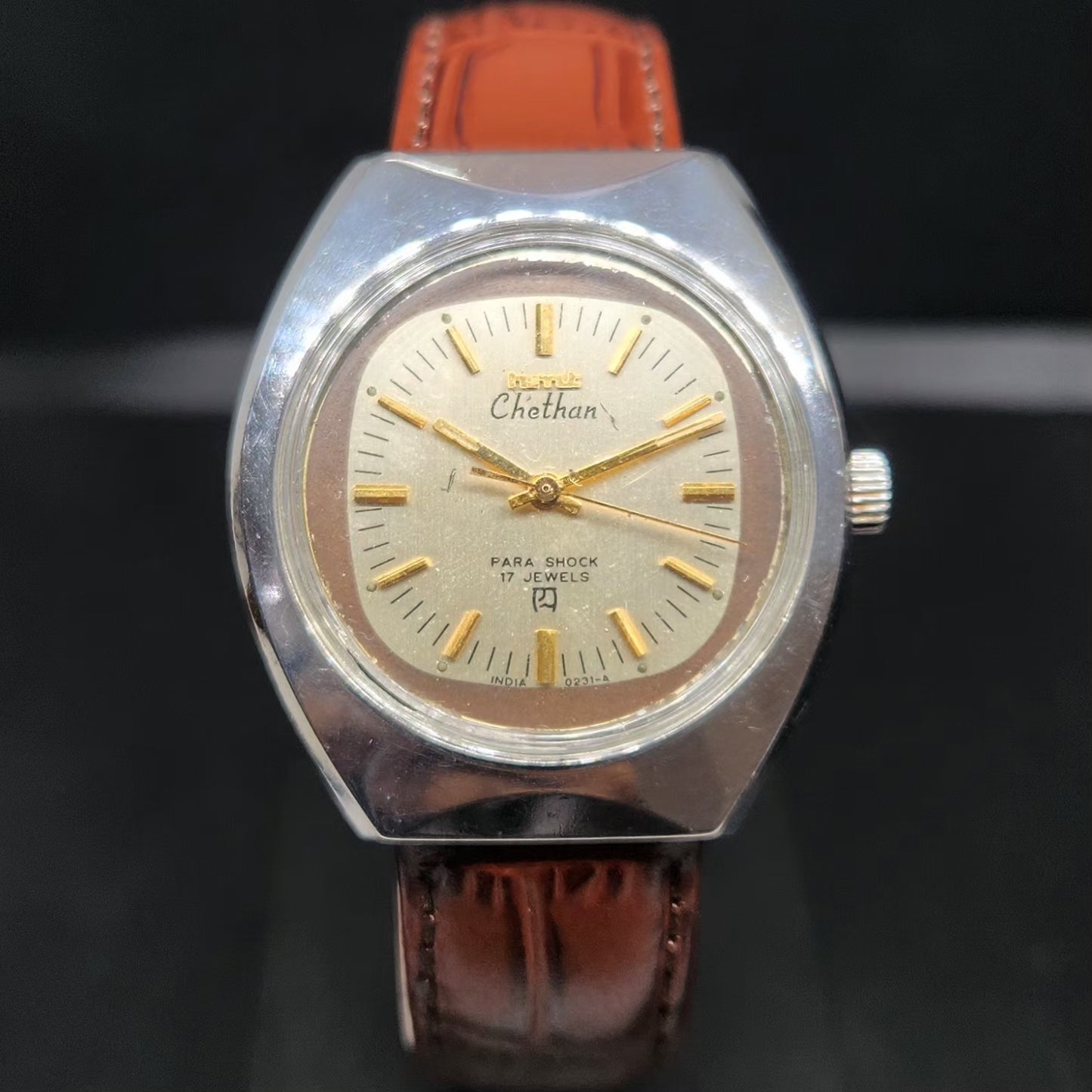 Vintage Original HMT Chethan Hand Winding 17 Jewels Gold Face Men's Wrist Watch HM101