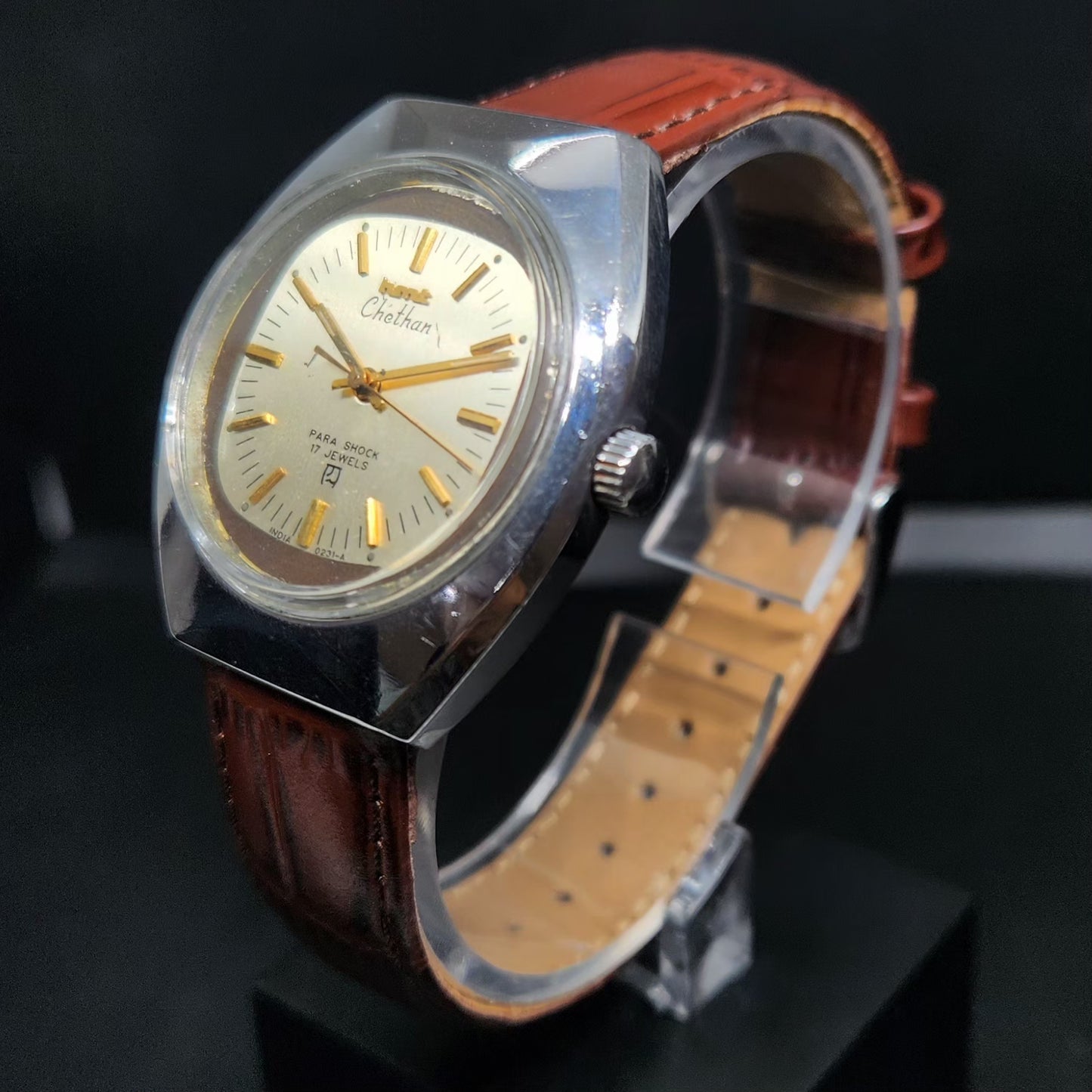 Vintage Original HMT Chethan Hand Winding 17 Jewels Gold Face Men's Wrist Watch HM101