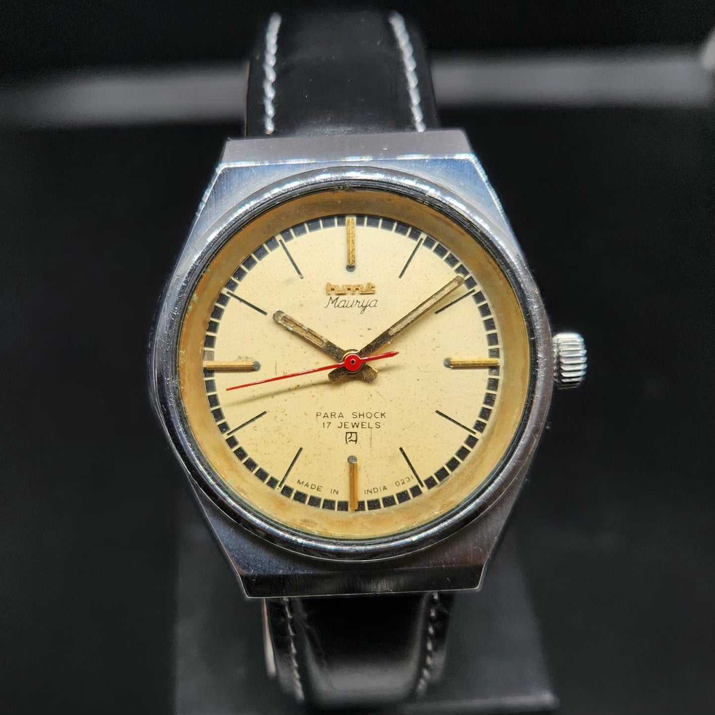 Vintage Original HMT Maurya Hand Winding 17 Jewels Gold Face Men's Wrist Watch HM137