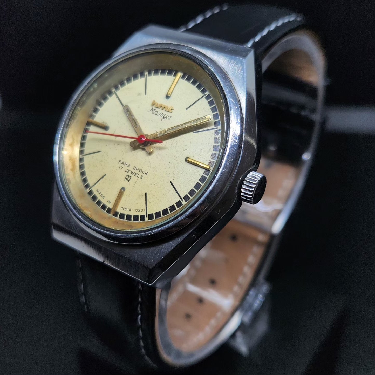 Vintage Original HMT Maurya Hand Winding 17 Jewels Gold Face Men's Wrist Watch HM137