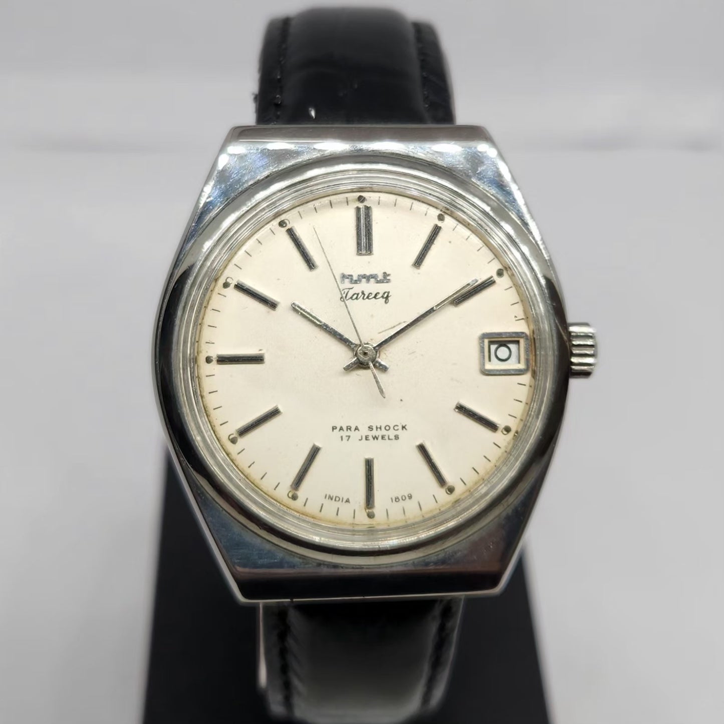 Vintage Original HMT Tareeq Hand Winding 17 Jewels Cream Face Date Men's Wrist Watch HM108