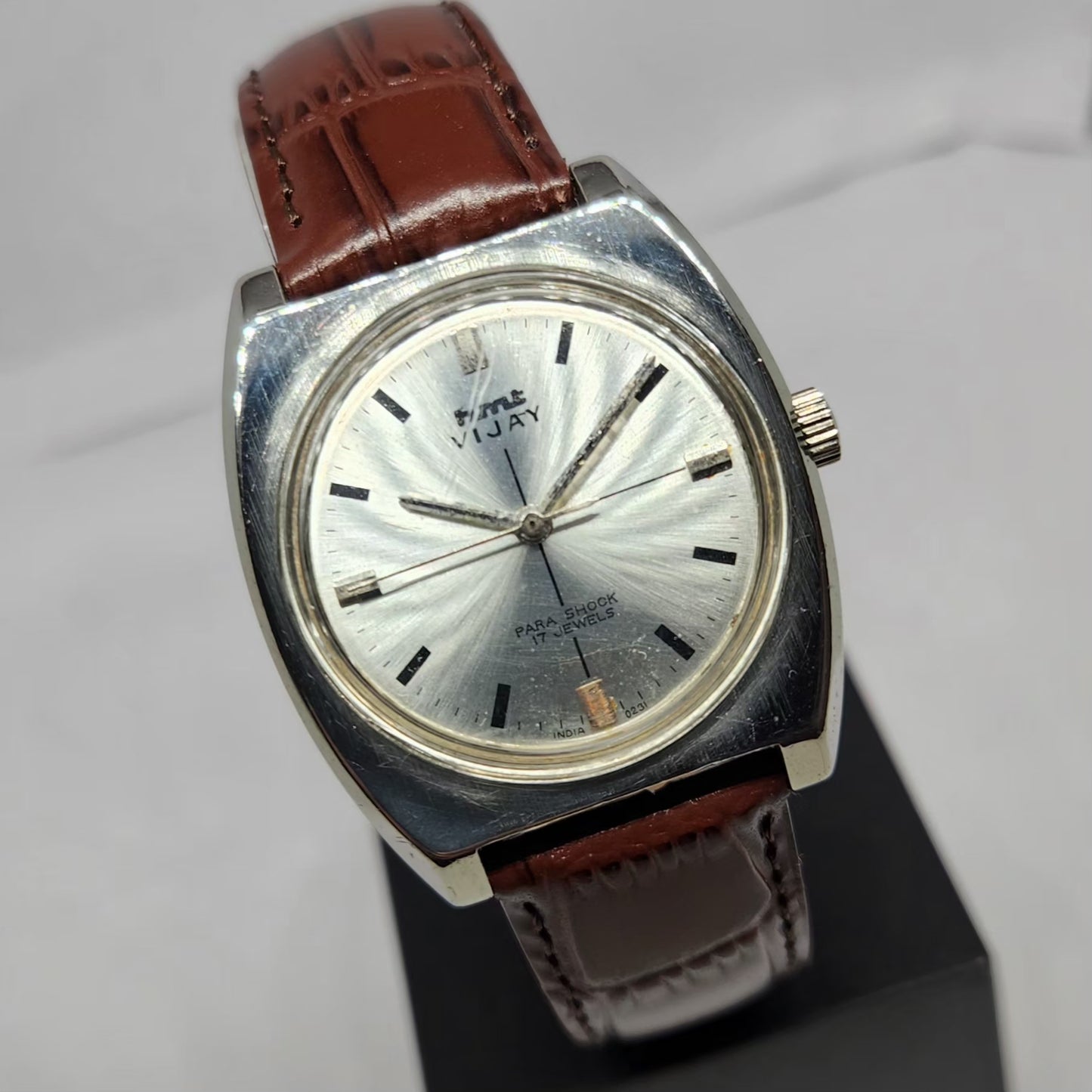 Vintage Original HMT Vijay Hand Winding 17 Jewels Silver Face Men's Wrist Watch HM109