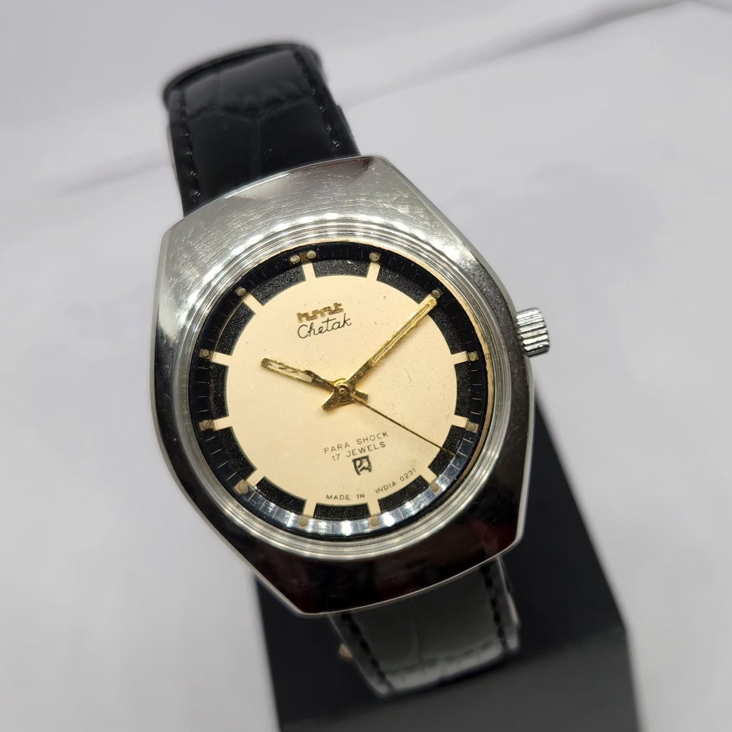Vintage Original HMT Chetak Hand Winding 17 Jewels Gold Face Men's Wrist Watch HM121