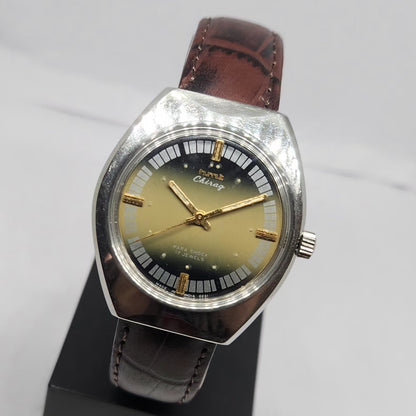 Vintage Original HMT Chirag Hand Winding 17 Jewels Gold Face Men's Wrist Watch HM126