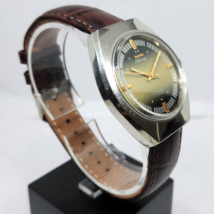 Vintage Original HMT Chirag Hand Winding 17 Jewels Gold Face Men's Wrist Watch HM126