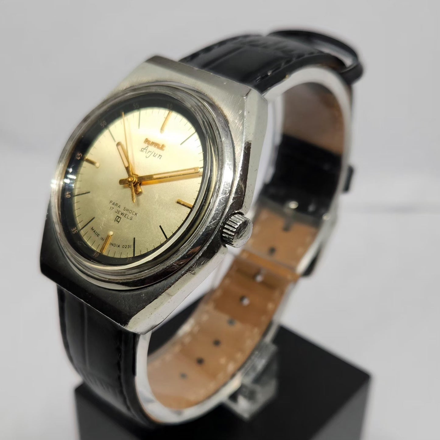 Vintage Original HMT Arjun Hand Winding 17 Jewels Gold Face Men's Wrist Watch HM127