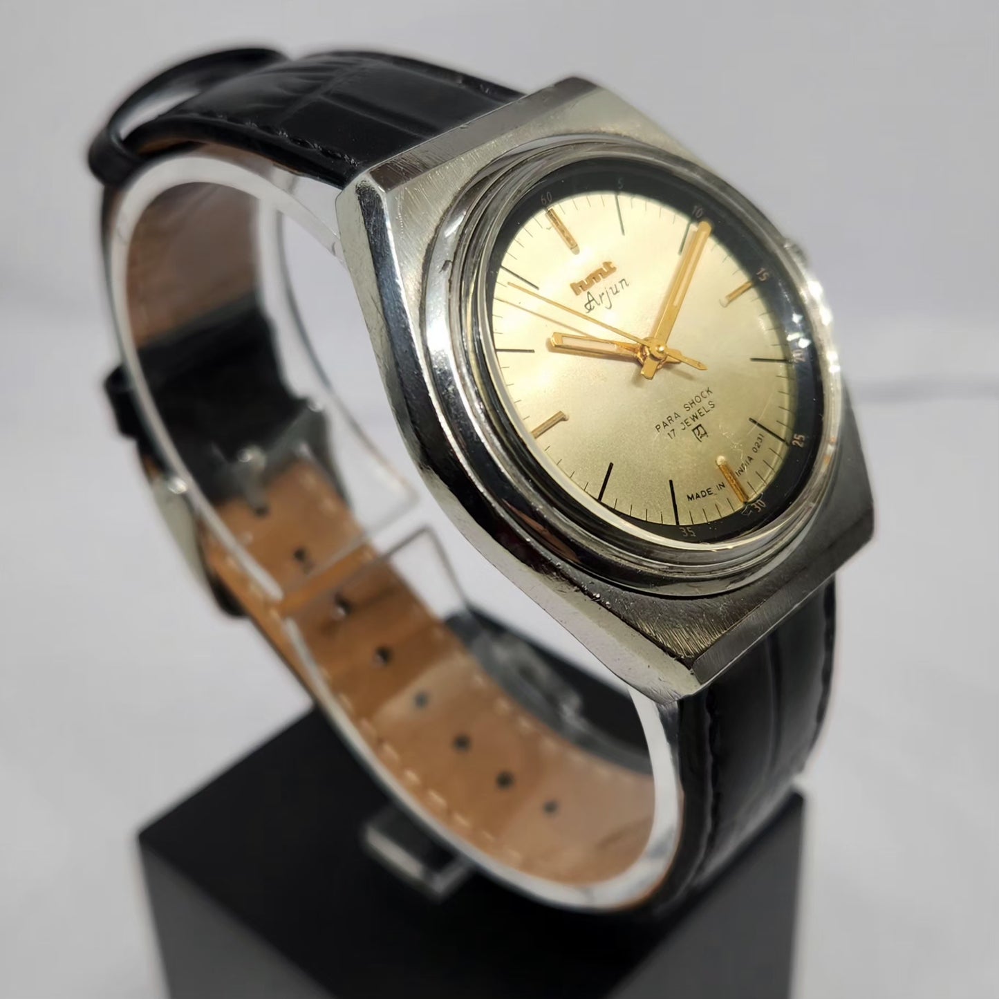 Vintage Original HMT Arjun Hand Winding 17 Jewels Gold Face Men's Wrist Watch HM127