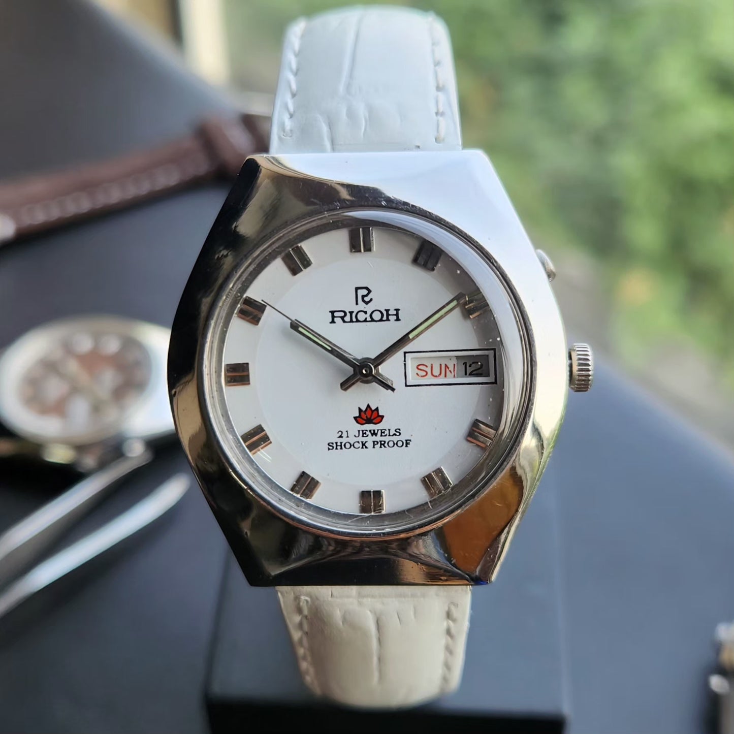 Vintage Ricoh R31 Automatic White Face New Strap 21 Jewels Day-Date Men's Wrist Watch R92