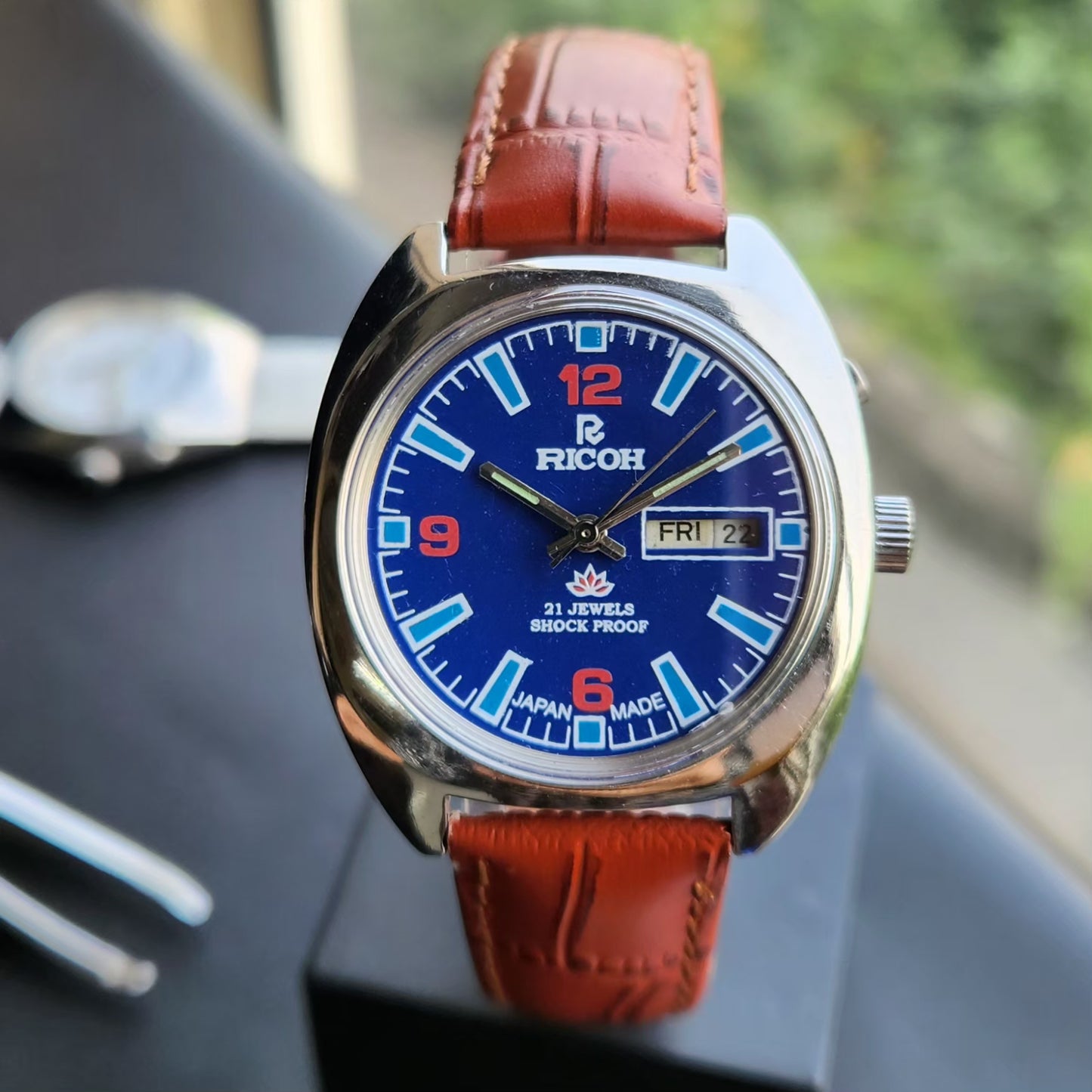 Vintage Ricoh R31 Automatic Blue Face New Strap 21 Jewels Day-Date Men's Wrist Watch R93
