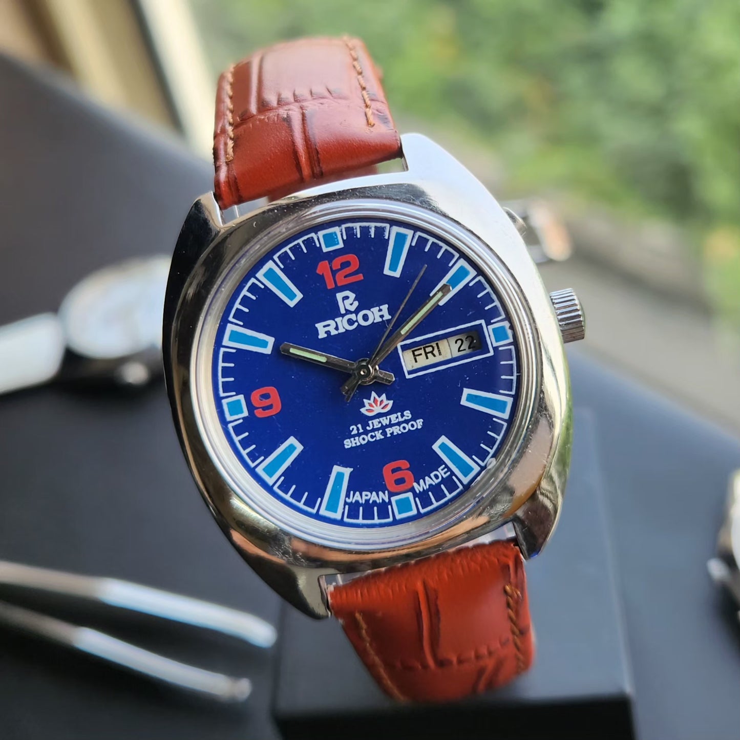 Vintage Ricoh R31 Automatic Blue Face New Strap 21 Jewels Day-Date Men's Wrist Watch R93