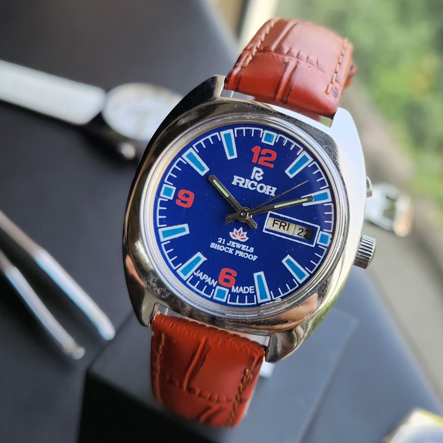 Vintage Ricoh R31 Automatic Blue Face New Strap 21 Jewels Day-Date Men's Wrist Watch R93