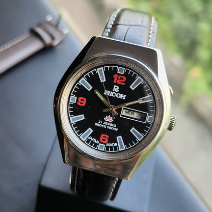 Vintage Ricoh R31 Automatic Black Face New Strap 21 Jewels Day-Date Men's Wrist Watch R94
