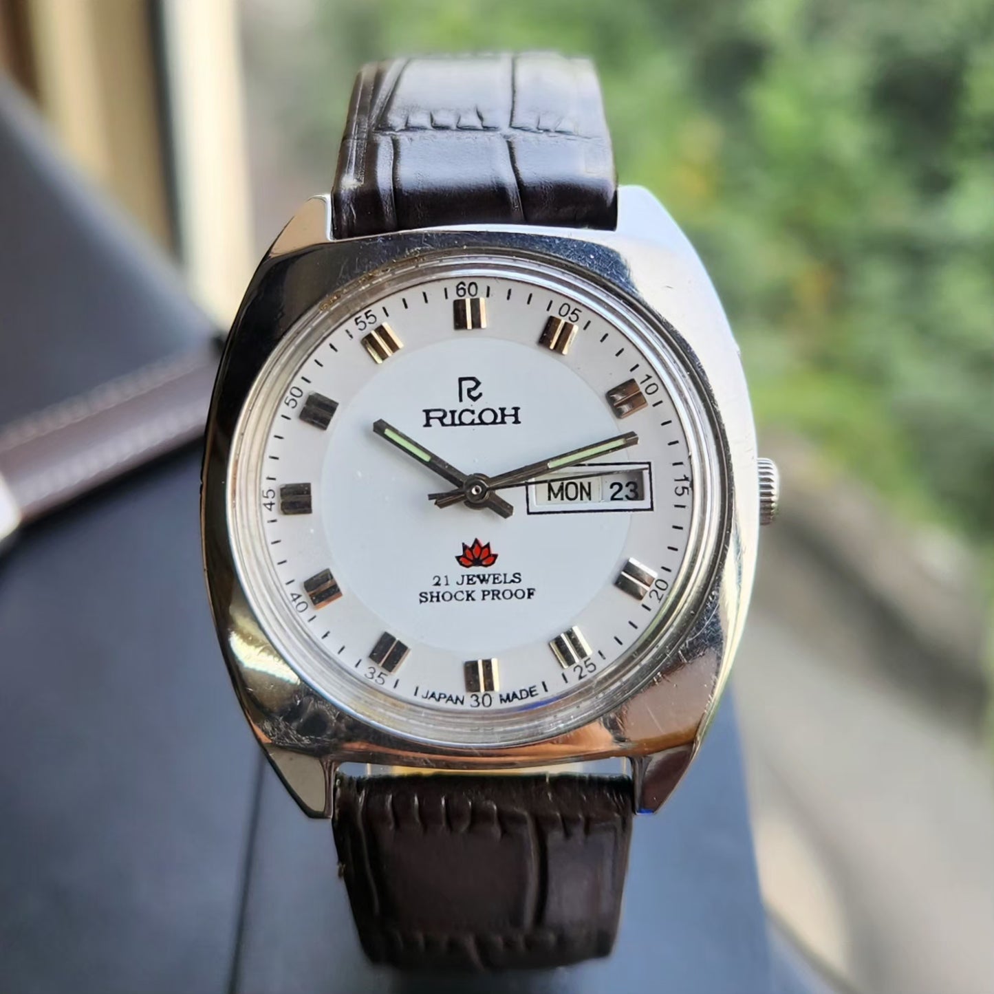 Vintage Ricoh R31 Automatic White Face New Strap 21 Jewels Day-Date Men's Wrist Watch R95