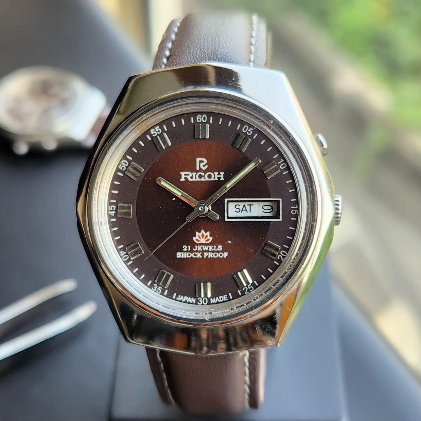 Vintage Ricoh R31 Automatic Brown Face New Strap 21 Jewels Day-Date Men's Wrist Watch R96