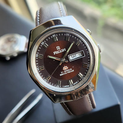 Vintage Ricoh R31 Automatic Brown Face New Strap 21 Jewels Day-Date Men's Wrist Watch R96