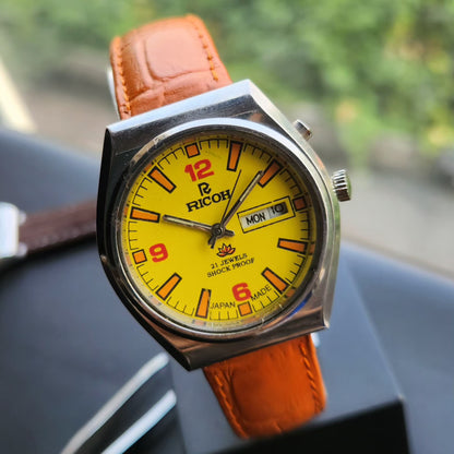 Vintage Ricoh R31 Automatic Yellow Face New Strap 21 Jewels Day-Date Men's Wrist Watch R98