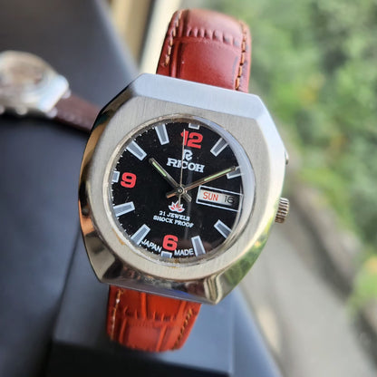Vintage Ricoh R31 Automatic Black Face New Strap 21 Jewels Day-Date Men's Wrist Watch R102