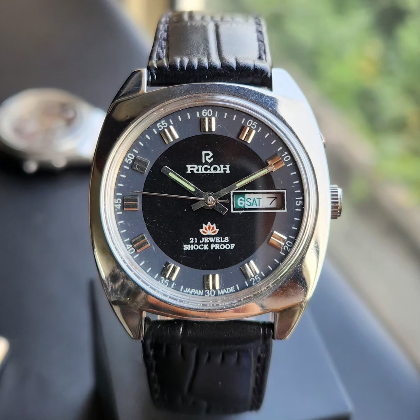Vintage Ricoh R31 Automatic Black Face New Strap 21 Jewels Day-Date Men's Wrist Watch R104