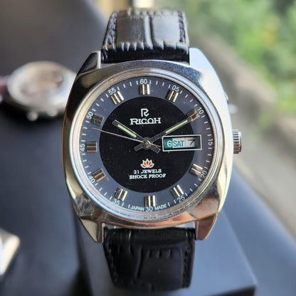 Vintage Ricoh R31 Automatic Black Face New Strap 21 Jewels Day-Date Men's Wrist Watch R104