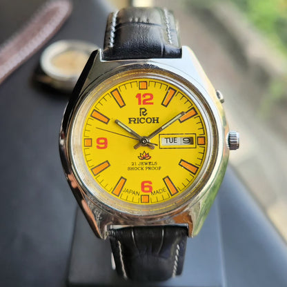 Vintage Ricoh R31 Automatic Yellow Face New Strap 21 Jewels Day-Date Men's Wrist Watch R105