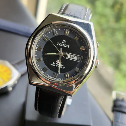 Vintage Ricoh R31 Automatic Black Face New Strap 21 Jewels Day-Date Men's Wrist Watch R109