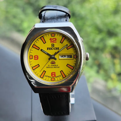 Vintage Ricoh R31 Automatic Yellow Face New Strap 21 Jewels Day-Date Men's Wrist Watch R111