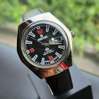 Vintage Ricoh R31 Automatic Black Face New Strap 21 Jewels Day-Date Men's Wrist Watch R112