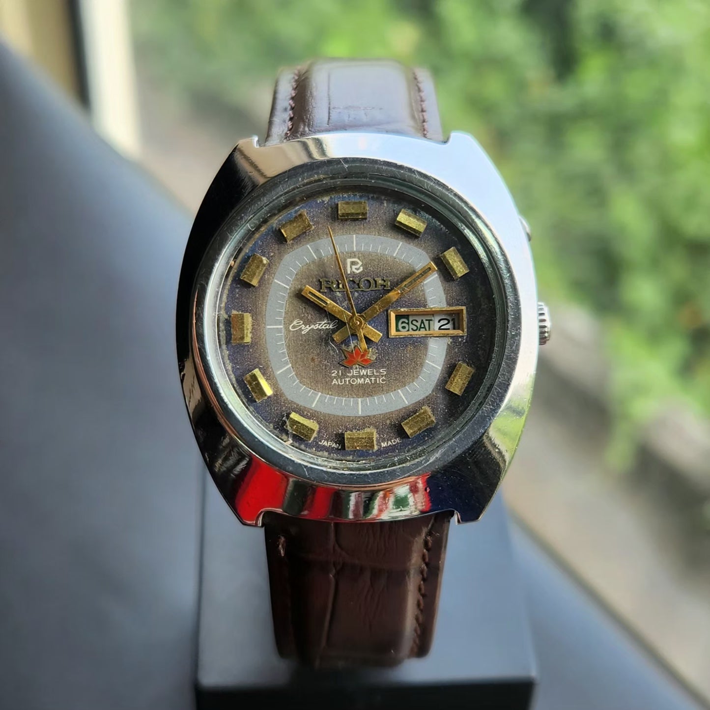 Vintage Ricoh R31 Automatic Brown Face New Strap 21 Jewels Day-Date Men's Wrist Watch R108