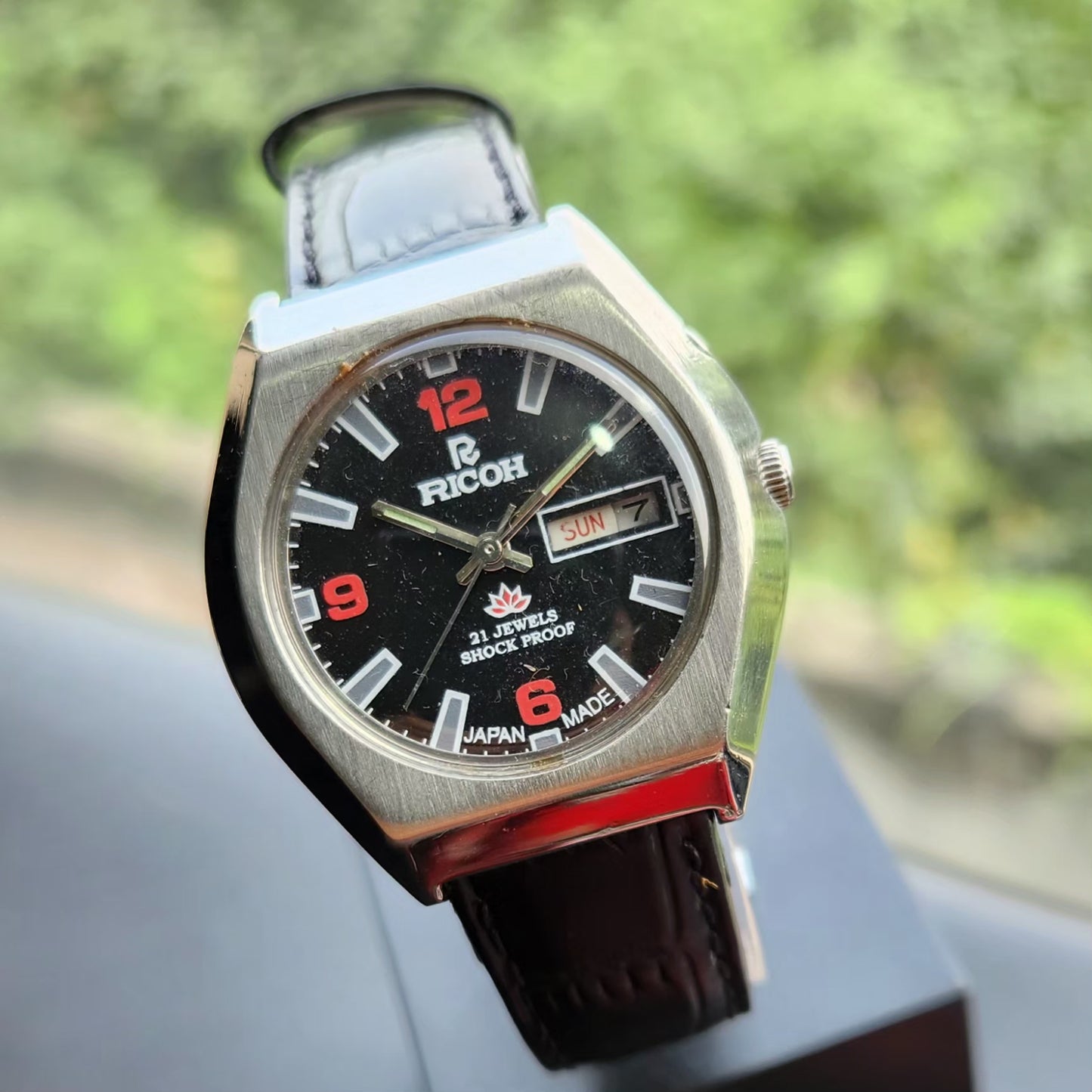 Vintage Ricoh R31 Automatic Black Face New Strap 21 Jewels Day-Date Men's Wrist Watch R113