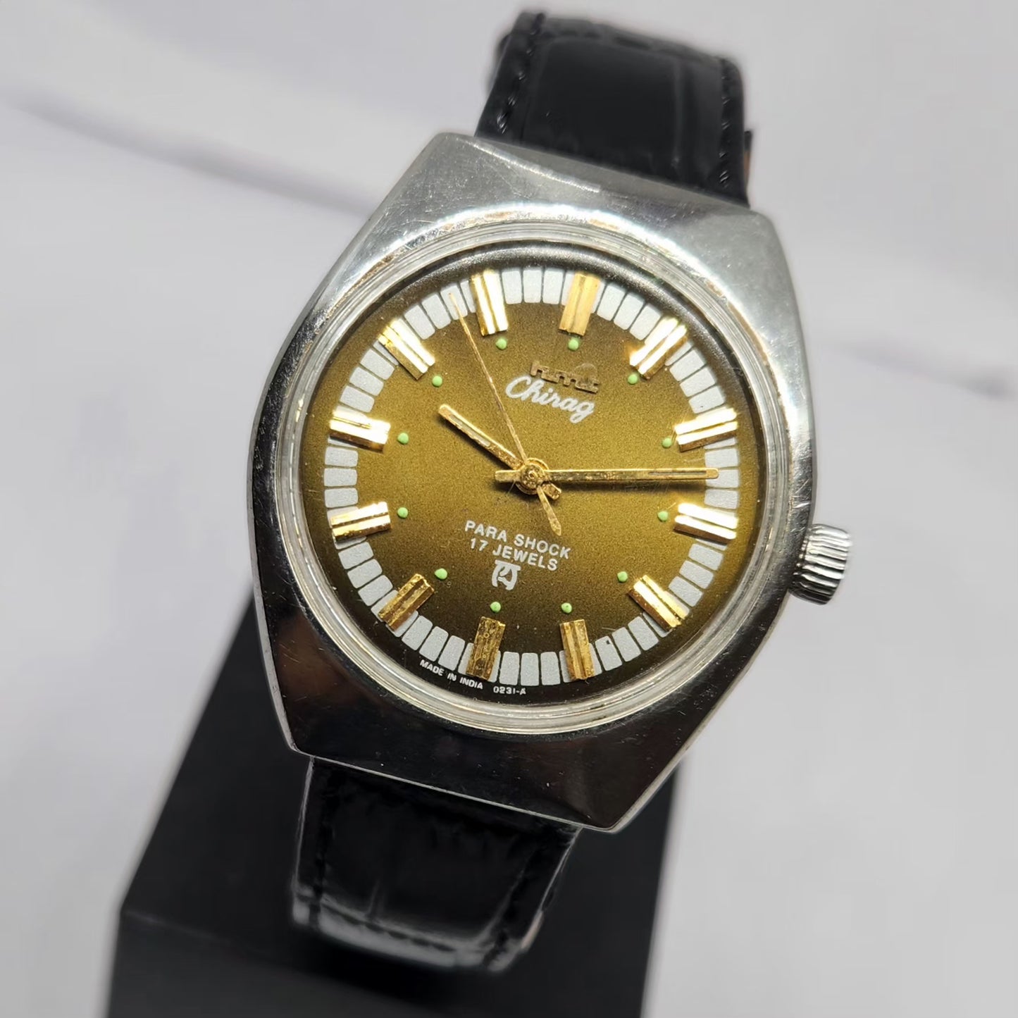Vintage Original HMT Chirag Hand Winding 17 Jewels Gold Face Men's Wrist Watch HM130
