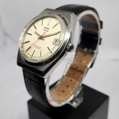 Vintage Original HMT Tareeq Hand Winding 17 Jewels Off White Face Date Men's Wrist Watch HM131