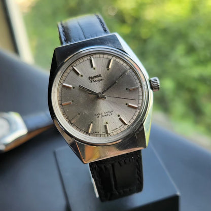 Vintage Original HMT Shreyas Hand Winding 17 Jewels Silver Face Men's Wrist Watch HM142