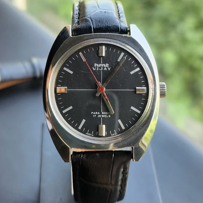 Vintage Original HMT Vijay Hand Winding 17 Jewels Black Face Men's Wrist Watch HM143