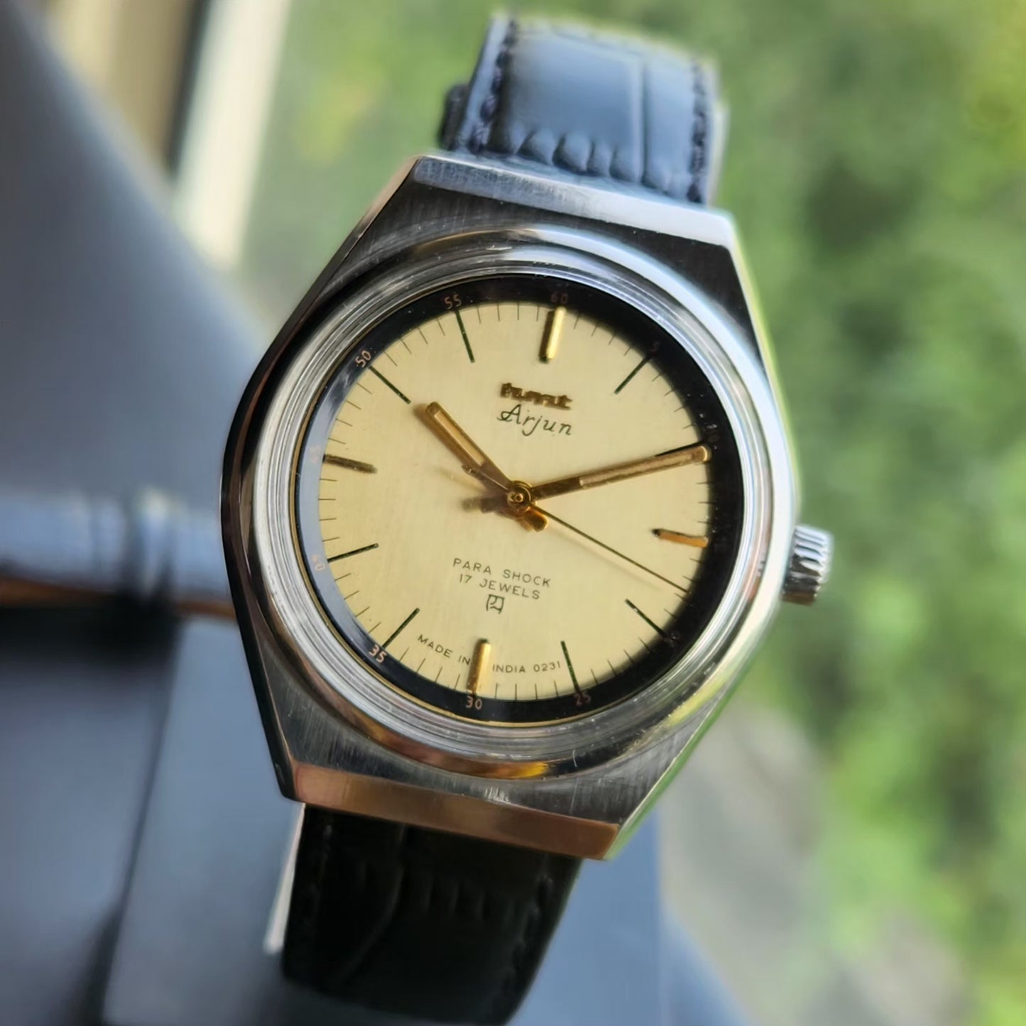 Vintage Original HMT Arjun Hand Winding 17 Jewels Gold Face Men's Wrist Watch HM146