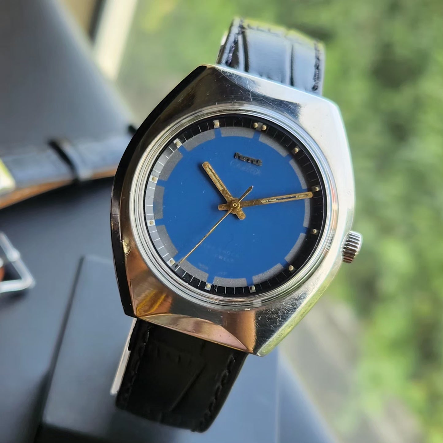 Vintage Original HMT Chetak Hand Winding 17 Jewels Blue Face Men's Wrist Watch HM149