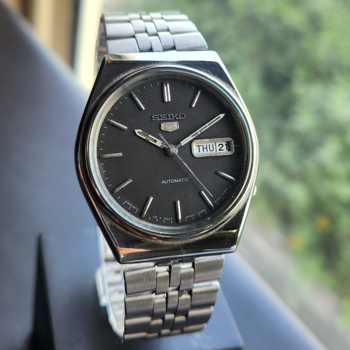 Vintage 1983 Original Seiko 5 Automatic 6309-8830 Black Face 17 Jewels Day-Date Japanese Men's Wrist Watch SK02