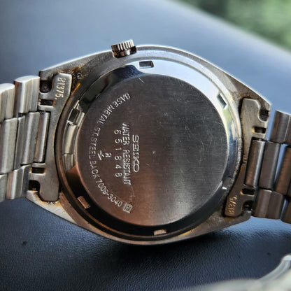 Vintage 1976 Original Seiko 5 Automatic 7009-3040 Gold Face 17 Jewels Day-Date Japanese Men's Wrist Watch SK03