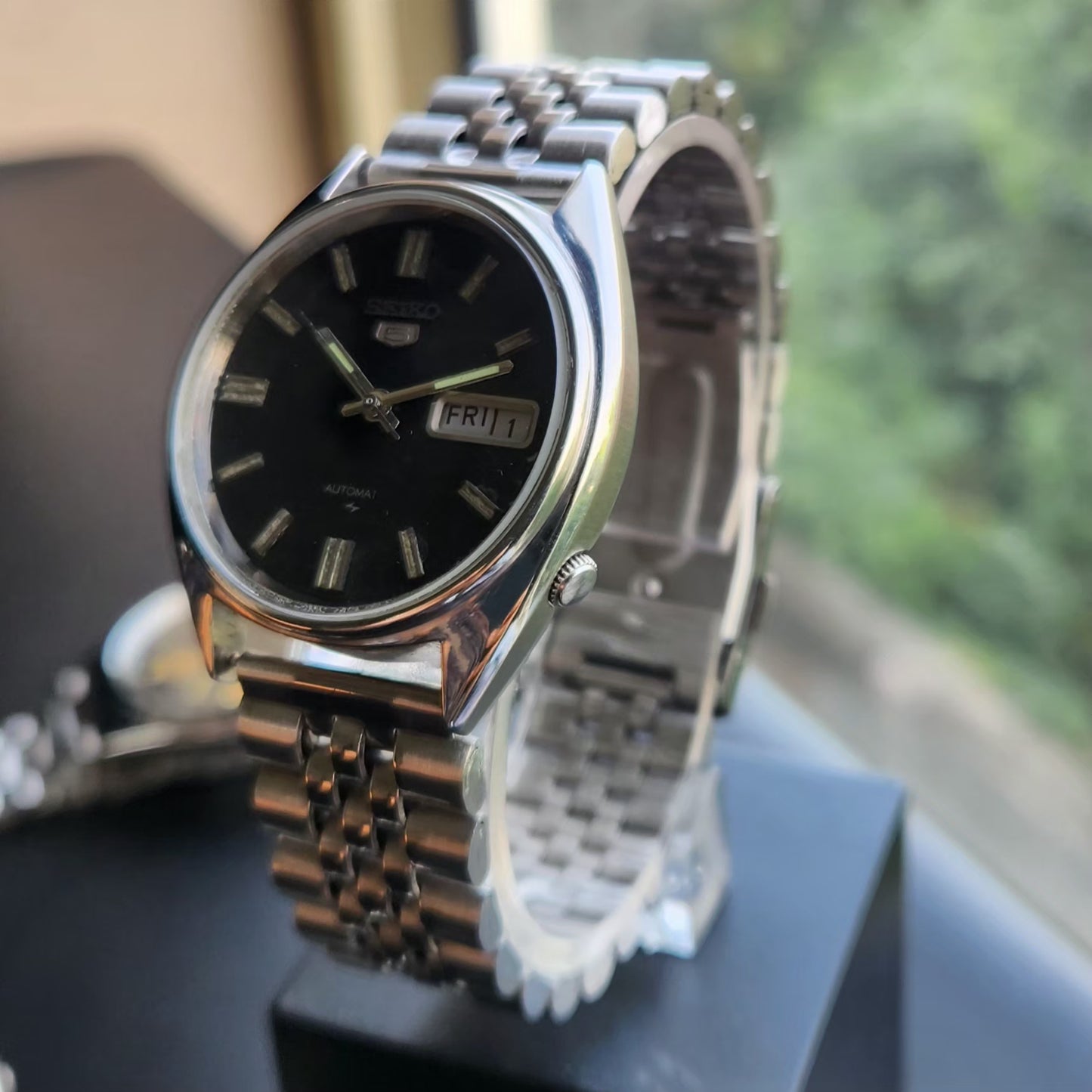 Vintage 1983 Original Seiko 5 Automatic 6309-8920 Black Face 17 Jewels Day-Date Japanese Men's Wrist Watch SK04