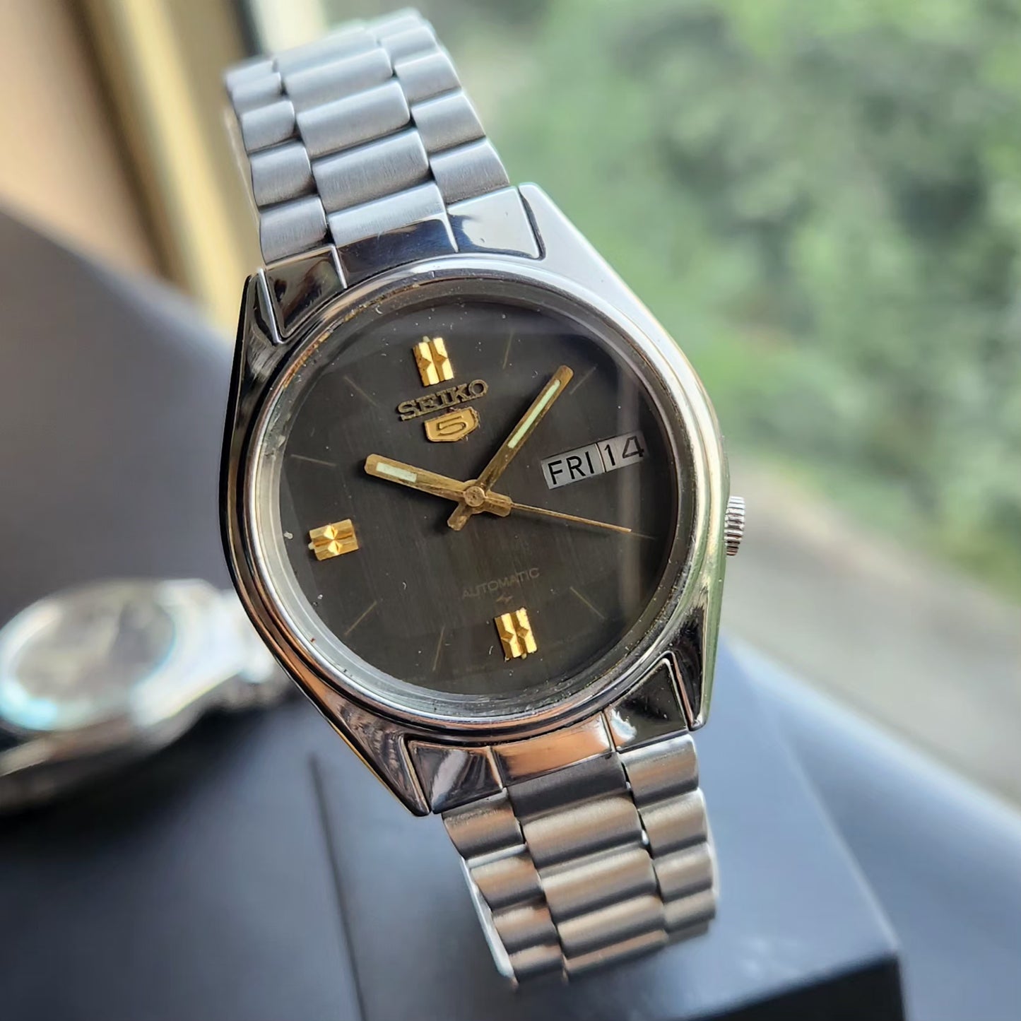 Vintage 1979 Original Seiko 5 Automatic 7009-7031 Black Face 17 Jewels Day-Date Japanese Men's Wrist Watch SK05