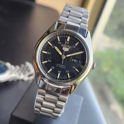 Vintage 1976 Original Seiko 5 Automatic 6309-6240 Black Face 17 Jewels Day-Date Japanese Men's Wrist Watch SK07