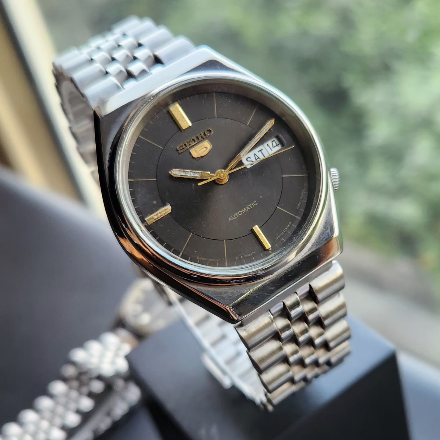 Vintage 1982 Original Seiko 5 Automatic 6309-8820 Black Face 17 Jewels Day-Date Japanese Men's Wrist Watch SK17