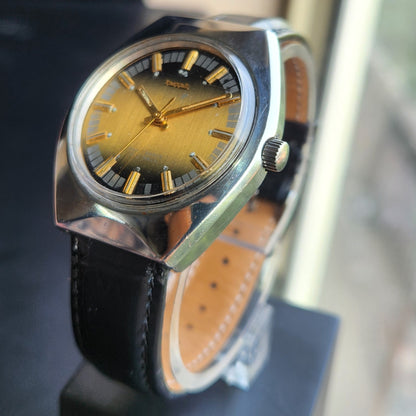 Vintage Original HMT Chirag Hand Winding 17 Jewels Gold Face Men's Wrist Watch HM157